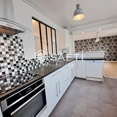 Appartement 4 pièces 249900 €