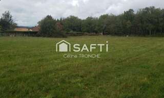 Terrain  5824 m² à vendre à Jugeals-Nazareth (19500)