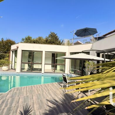 Maison 5 pièces 650000 €