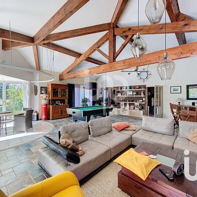 Maison 9 pièces 399900 €