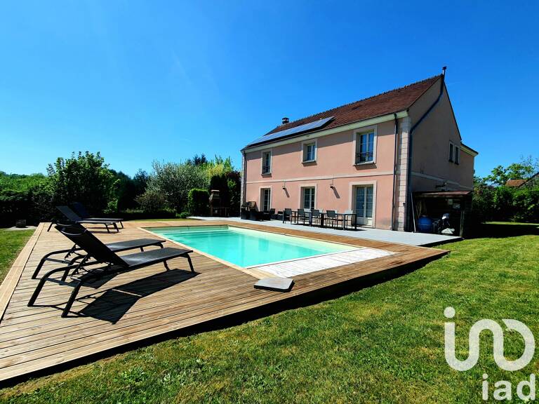 Vente Maison/villa 8 pièces — photo 1