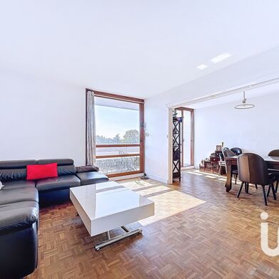 Appartement 5 pièces 225000 €