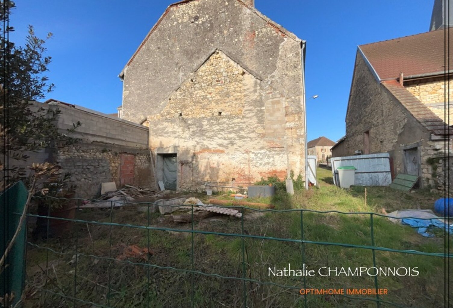TALMAY (21) - maison mitoyenne de 6 pièces à rénover — photo 1