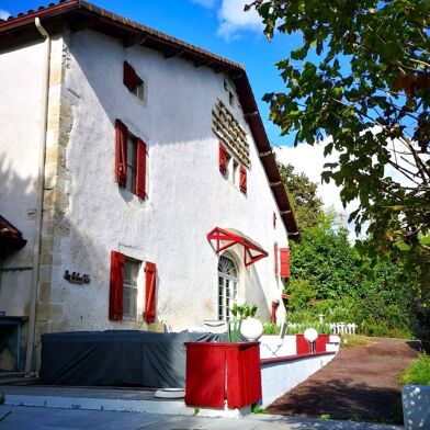 Maison 16 pièces 793000 €