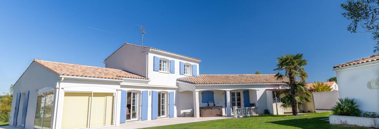 Maison 7 Pièces 208 m² à vendre à Saint-Sulpice-de-Royan (17200)