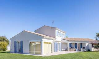 Maison 7 Pièces 208 m² à vendre à Saint-Sulpice-de-Royan (17200)