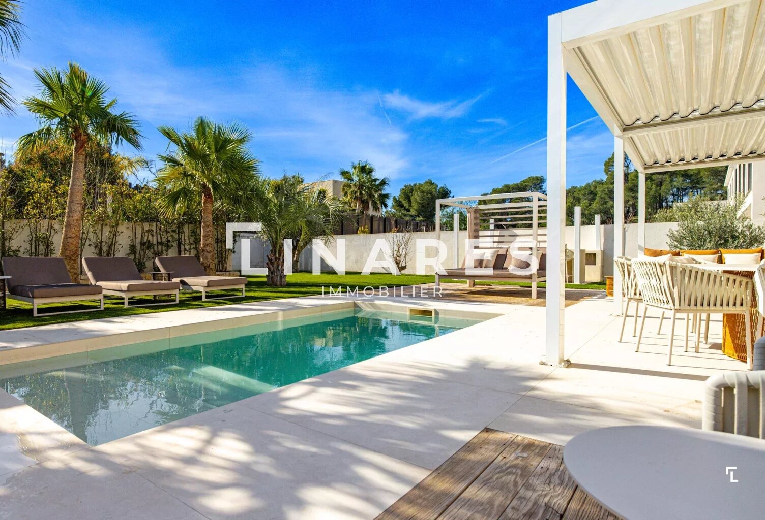 LA CALIFORNIENNE - Villa T5/6 de 189m2 + Piscine - 13009 — photo 1