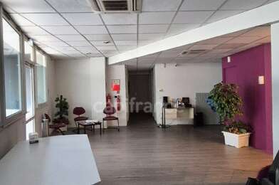 Bureau 7 pièces 193500 €