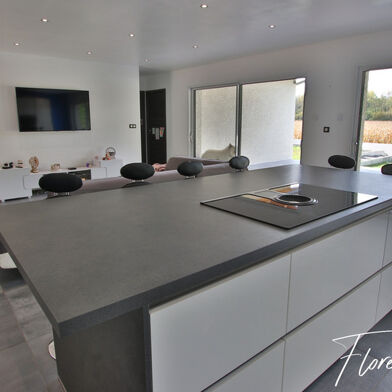 Maison 5 pièces 420000 €