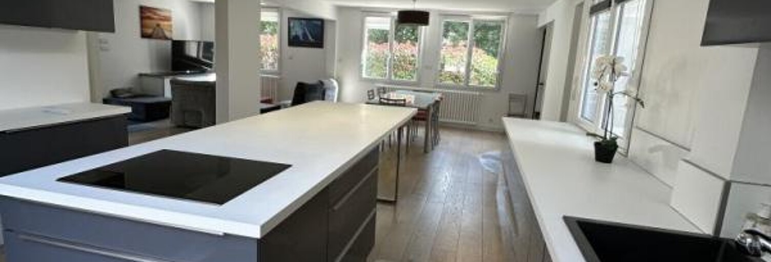 Maison 5 Pièces 140 m² à louer à Vannes (56000)