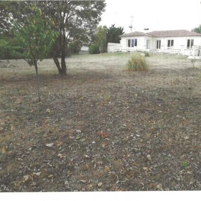 Maison 7 pièces 1684 €