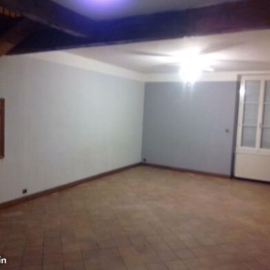 Maison 5 pièces 725 €