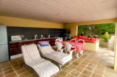 Maison 8 pièces 543400 €