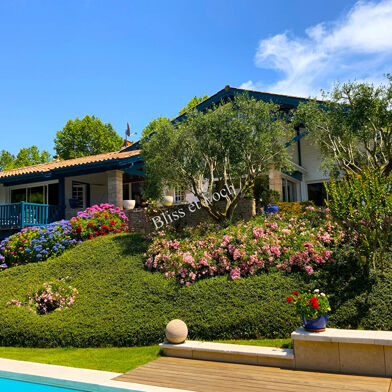 Maison 5 pièces 1995000 €