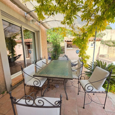 Maison 5 pièces 598400 €