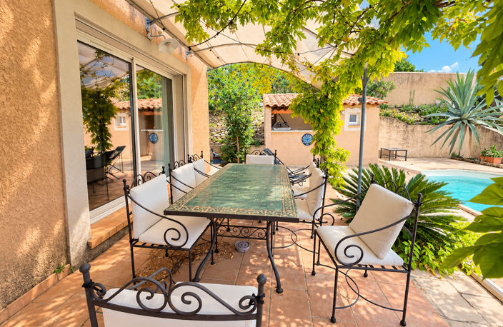 FIGUEROLLES MARTIGUES   MAISON FAMILIALE AVEC PISCINE & GARA — photo 2