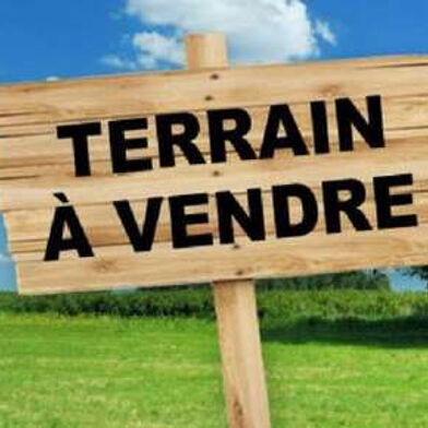 Terrain  320000 €