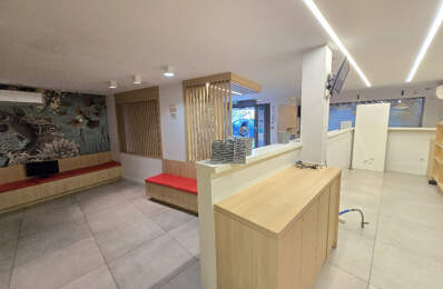 Local commercial 72 m2 centre Grézieu La Varenne — photo du bien