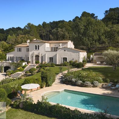 Maison 10 pièces 8200000 €