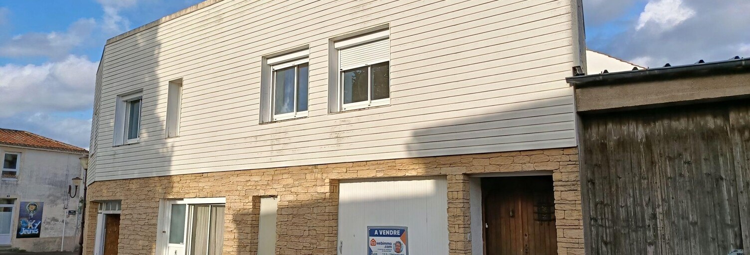 Immeuble  123 m² à vendre à Les Achards (85150)