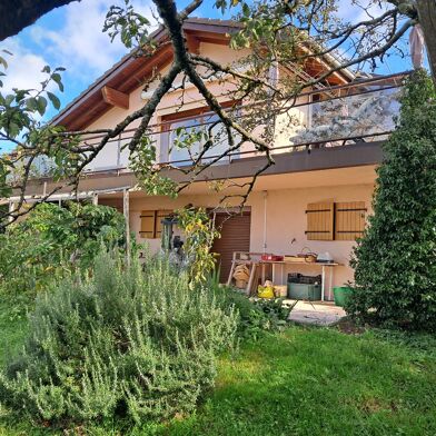 Maison 10 pièces 844000 €