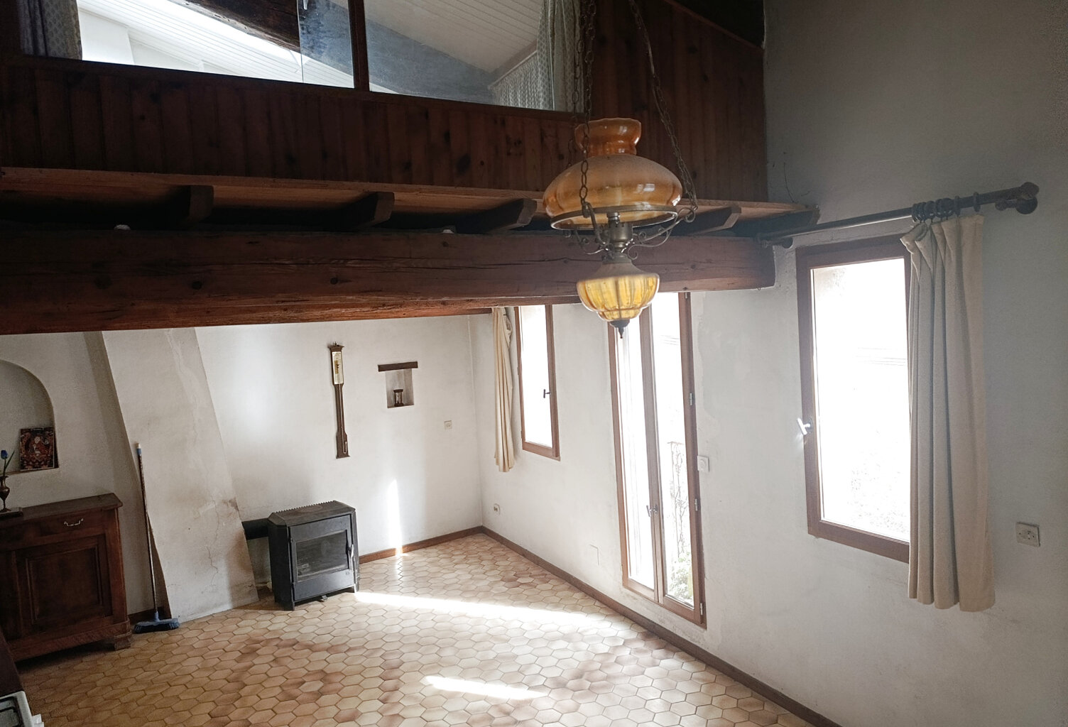 Maison de village avec garage — photo 1