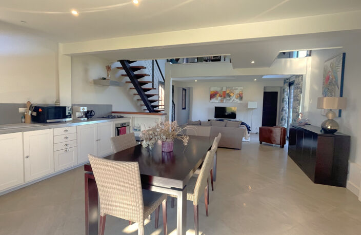 PROPRIETE - 175 M2 SUR 5 HECTARES (ha) +DEPENDANCE PROCHE BA — photo 5