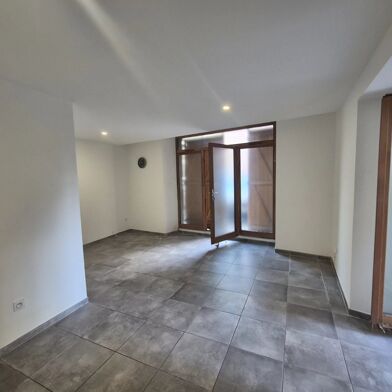 Commerce 4 pièces 91000 €