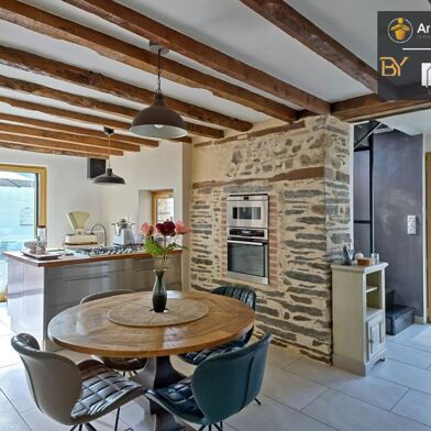Maison 7 pièces 472500 €