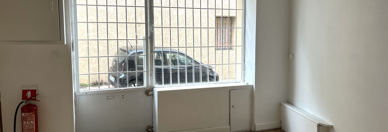 Commerce  36 m² à louer à Vernaison (69390)