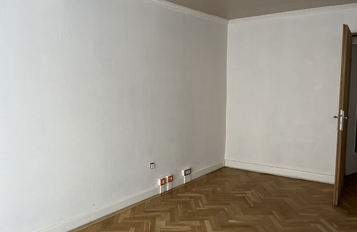 LOCAL - Vernaison Centre — photo 2