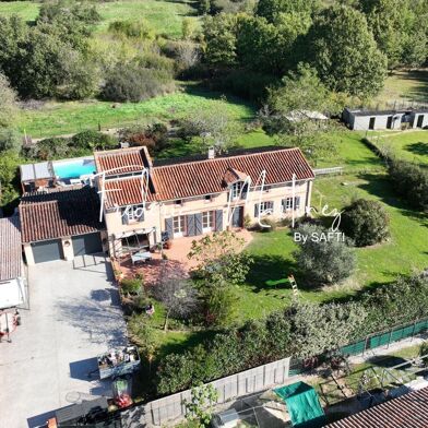 Maison 8 pièces 610000 €