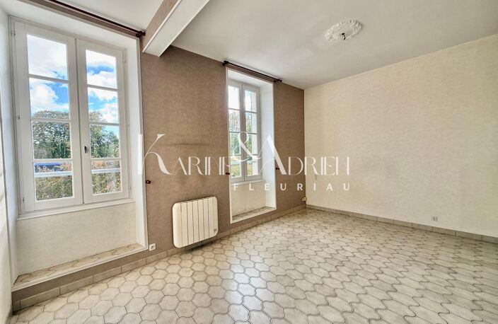 Maison de ville avec garage, dépendance et commerce — photo 5