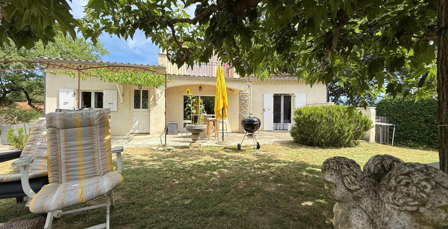 Quartier prisé, pour cette maison de l'an 2000. — photo 1