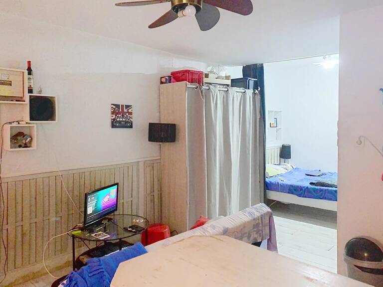 STUDIO HYPER CENTRE — photo 1