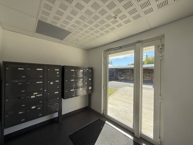 Bassens T2 — photo 1
