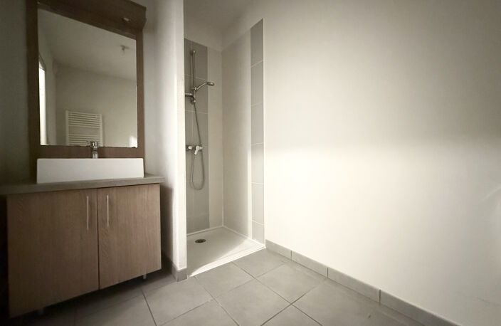 Bassens T2 — photo 4