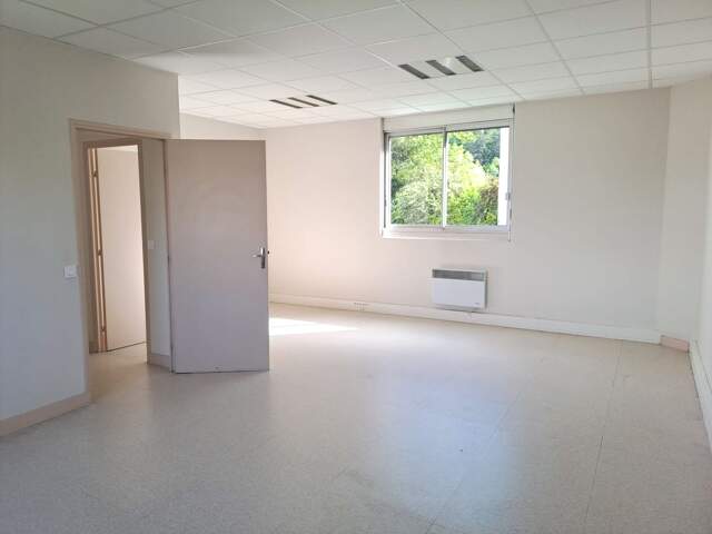 Commerce 24 pièces 268 m² à Saint-Avertin — photo du bien