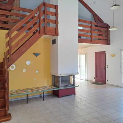 Maison 7 pièces 343200 €