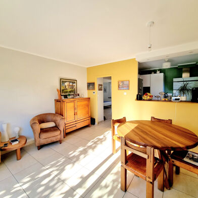 Appartement 4 pièces 270000 €