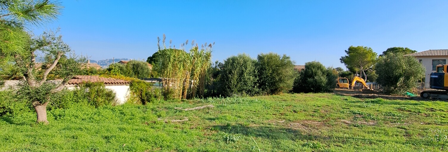 Terrain 792 m² à construire Hyères (83400)