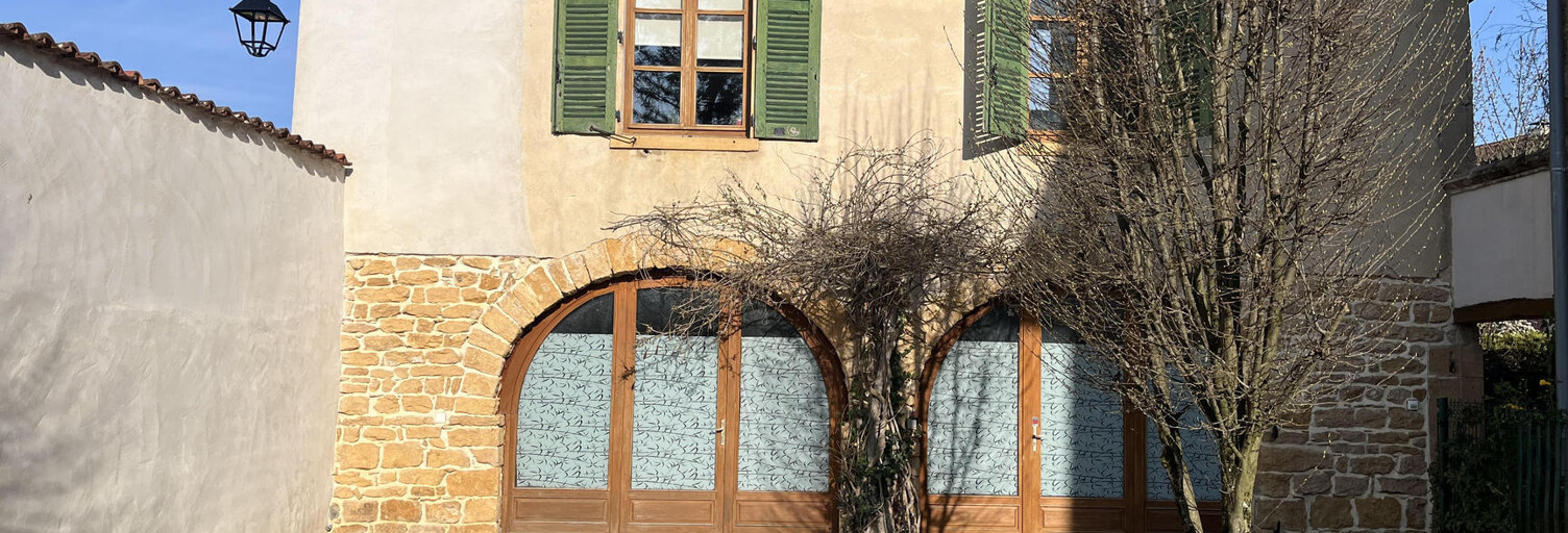 Appartement 8 Pièces 190 m² à vendre à Porte des Pierres Dorées (69400)