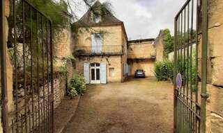Immeuble  240 m² à vendre à Sarlat-la-Canéda (24200)