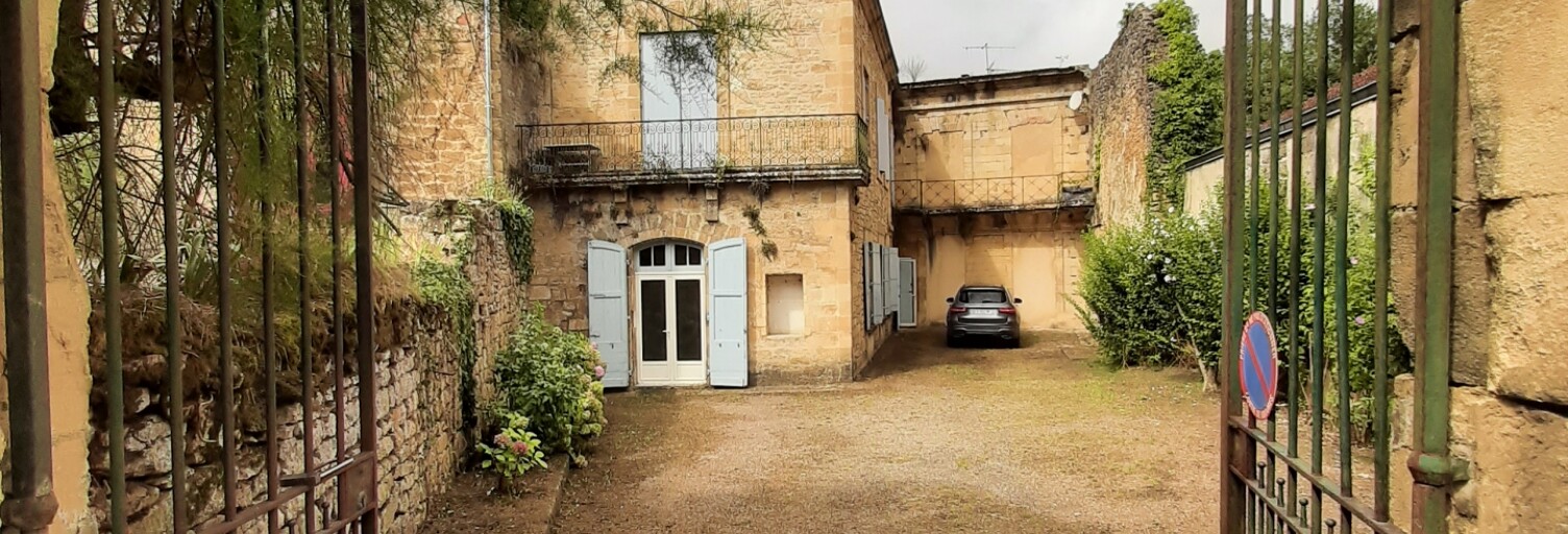 Immeuble  240 m² à vendre à Sarlat-la-Canéda (24200)