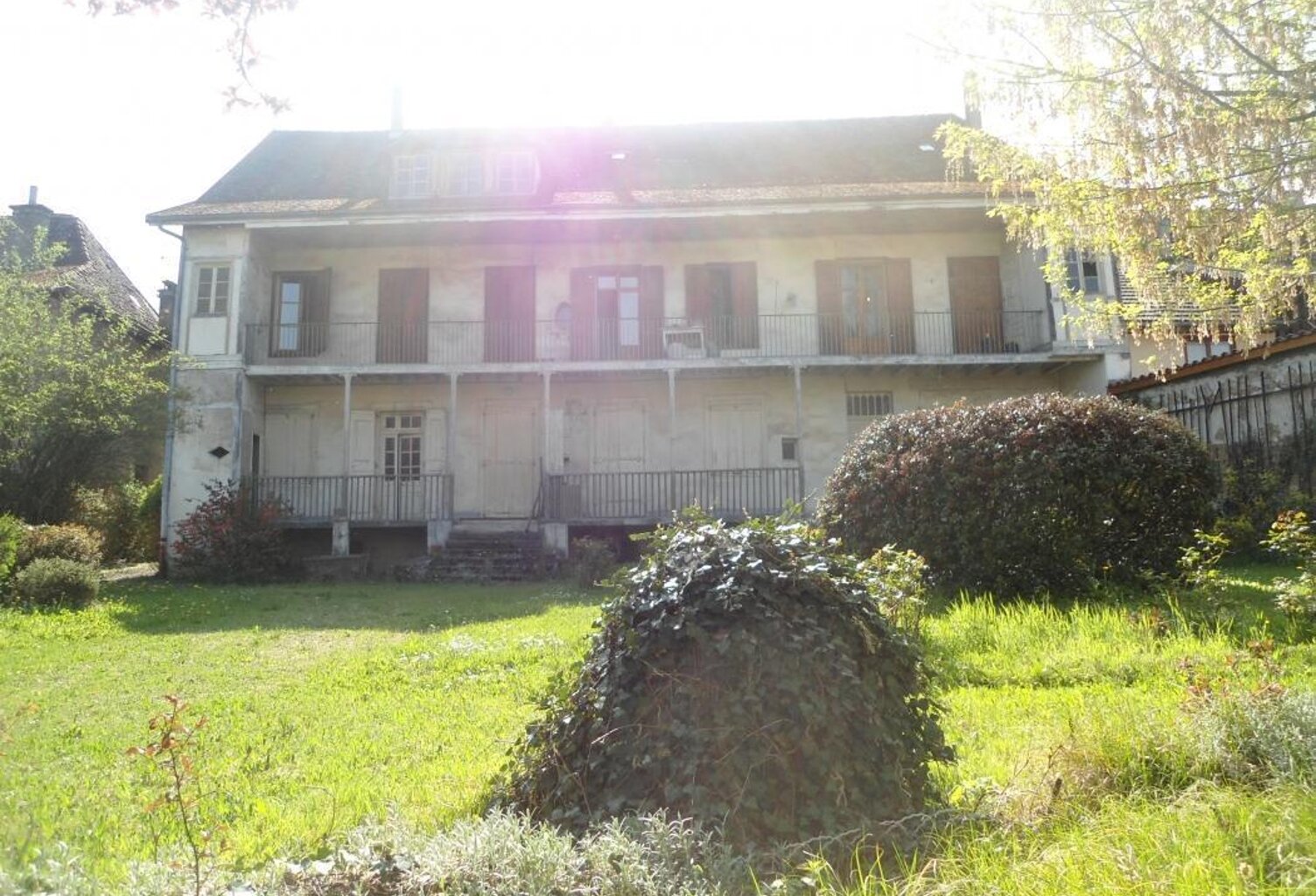 Propriété 300m² à rénov + terr constructible — photo 1