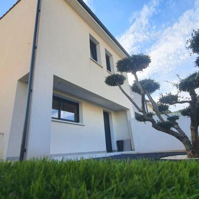 Maison 5 pièces 337000 €