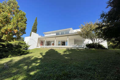 Maison 8 pièces 1750000 €