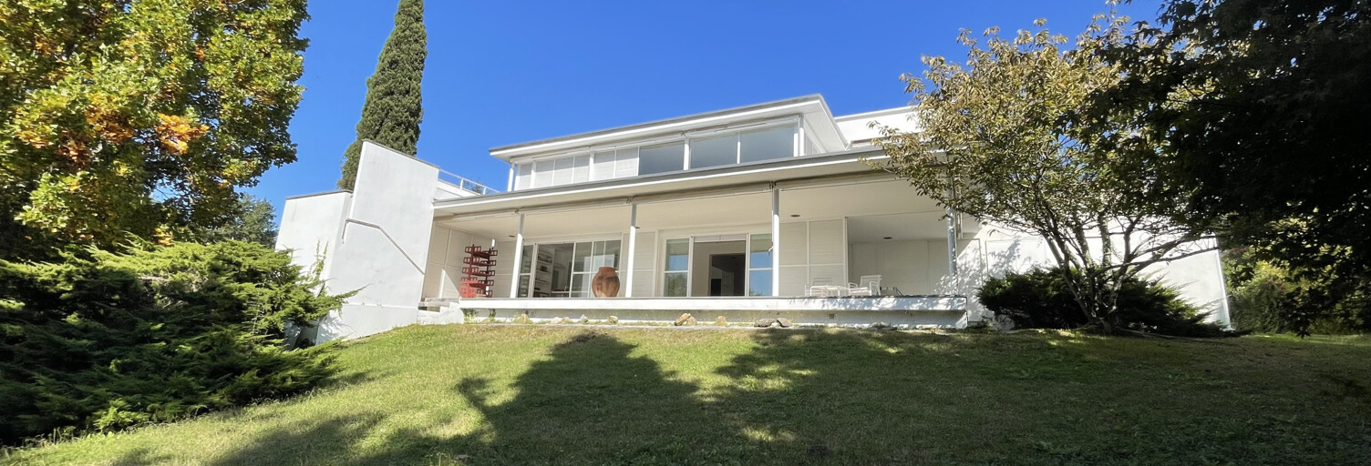 Maison 8 Pièces 380 m² à vendre à Saint-Jean-de-Luz (64500)