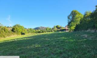 Terrain  930 m² à vendre à La Roche-Vineuse (71960)