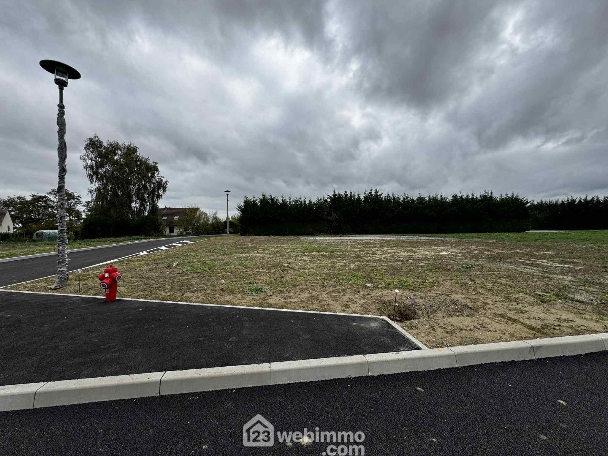 Photo Terrain à bâtir - 641m² - versigny image 3/4